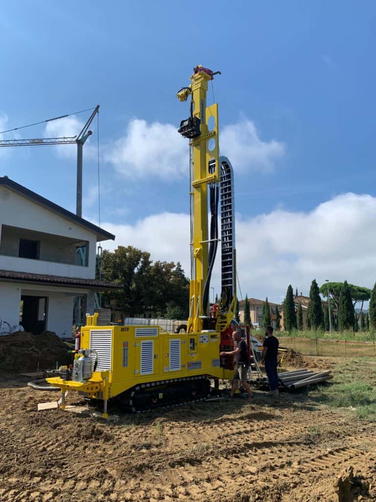 2611_Mi8 drill rig Massenza Drilling rigs jobsite Ponte a Egola