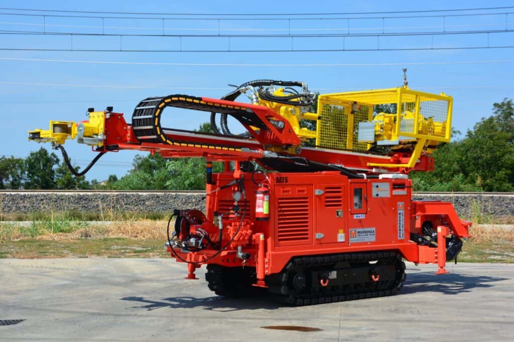 2658_Mi5 drill rig Massenza Drilling rigs