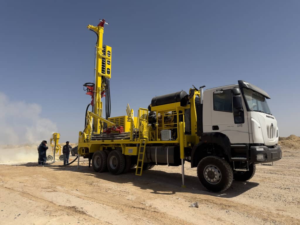 2688_2689 drill rig Massenza drilling rigs Job Site Jordan