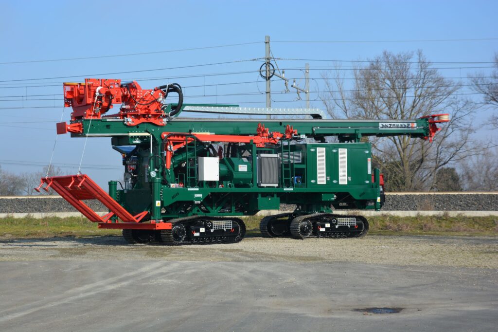 2690_Mi45 drill rig Massenza Drilling Rigs