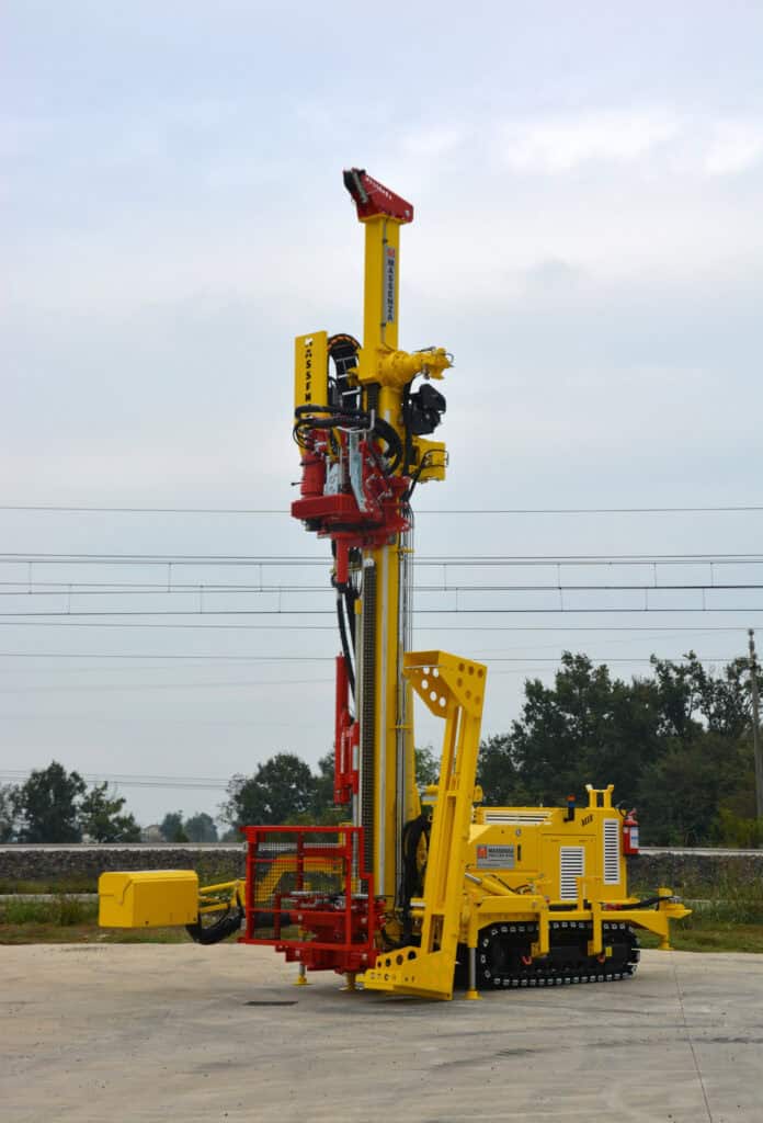 2720_Mi8_drill rig Massenza Drilling rigs